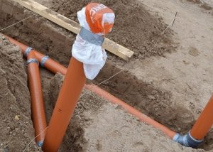 À quelle profondeur devez-vous creuser le tuyau d'égout