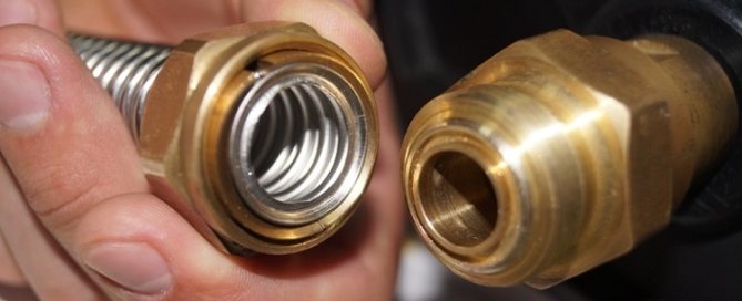 Raccords de tuyaux en acier inoxydable ondulé