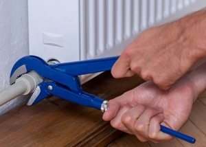 Raccords pour tuyaux en plastique