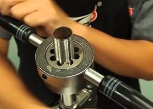 Outil de filetage de tuyaux