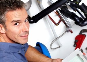 Installation d'égout DIY dans un appartement