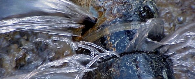 Comment fermer une fissure dans un tuyau d'égout en fonte