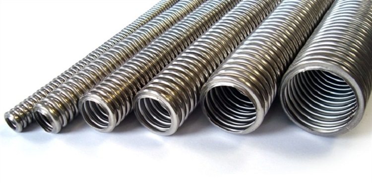 Le choix du diamètre du tube ondulé dépend des paramètres du câble qui le traversera Ondulation métallique pour le câblage