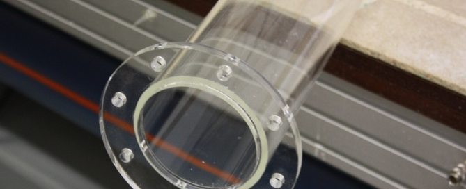 Tuyau en plastique transparent