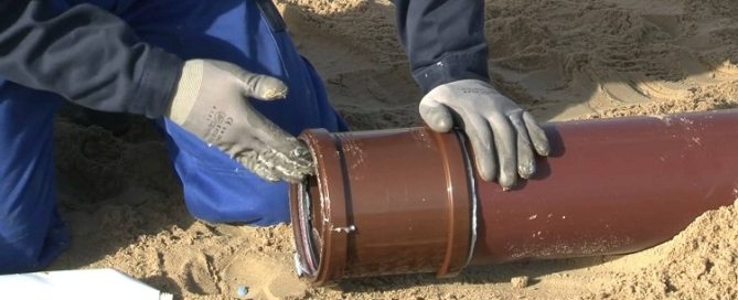 Raccords d'égout en PVC