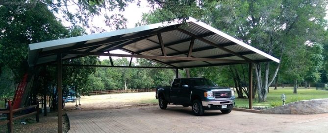 Auvent de tuyau profilé