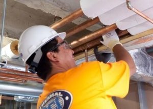 Isolation thermique pour conduites d'eau