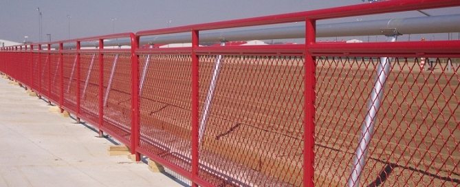 Tuyaux pour la clôture