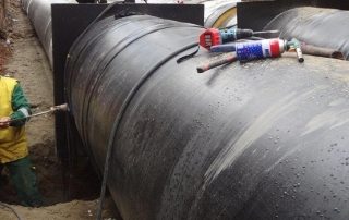 Étanchéité des joints de tuyaux en isolation en mousse de polyuréthane