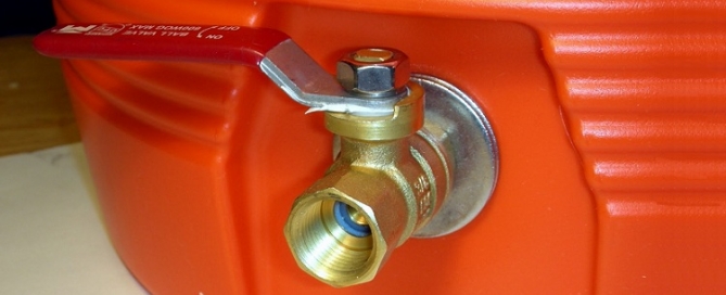 Robinet à bille avec américain