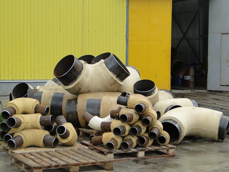 Des raccords avec le même type de matériau isolant sont disponibles pour le raccordement des tuyaux. Tuyau PPM