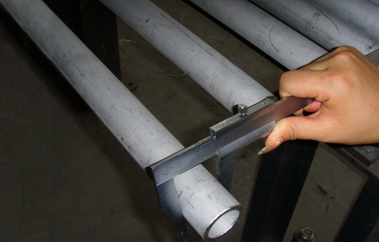 Pour calculer le poids d'un mètre de tuyau, vous devez connaître son diamètre extérieur Poids 1 m de tube en acier électrosoudé